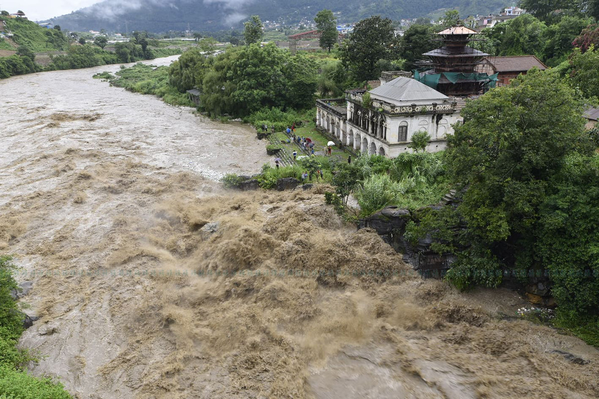 https://raracms.setopati.com/uploads/shares/2020/sujita/duabn upatyaka/duban ktm (1).jpg